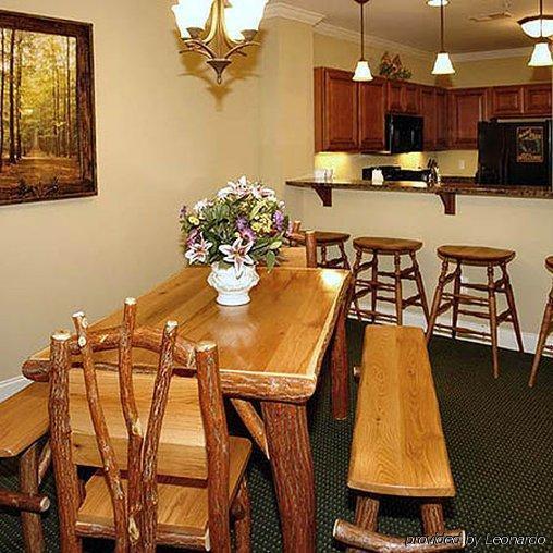 Summit Manor Condominiums Gatlinburg Chambre photo